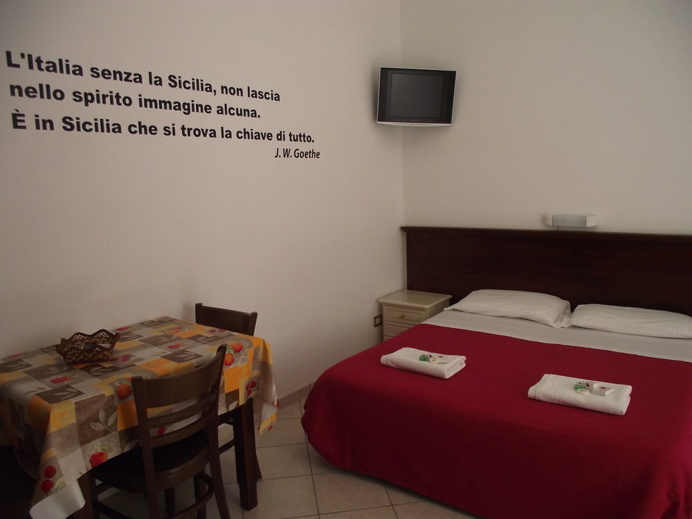 Hotel Mamamia #Lipari Exterior foto